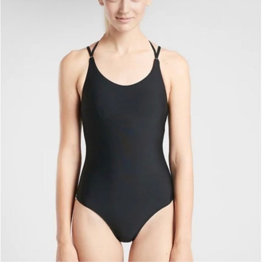 Athleta Keyhole One Piece Swimsuit Black Beach Summer Pool Size XS